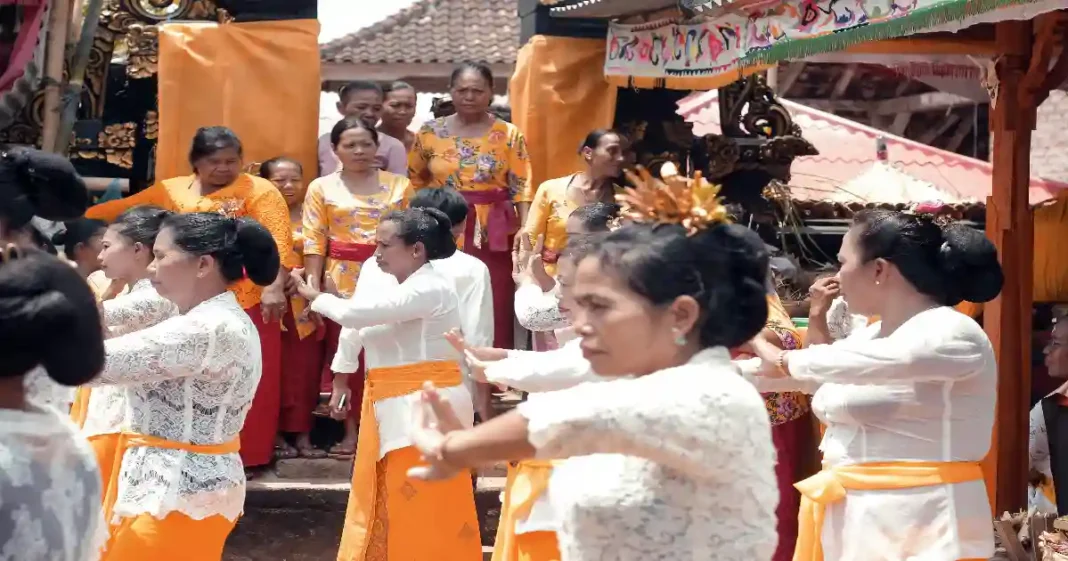 छत्तीसगढ़, भारत का हृदय स्थल, अपनी समृद्ध सांस्कृतिक विरासत और प्राकृतिक सौंदर्य के लिए जाना जाता है।